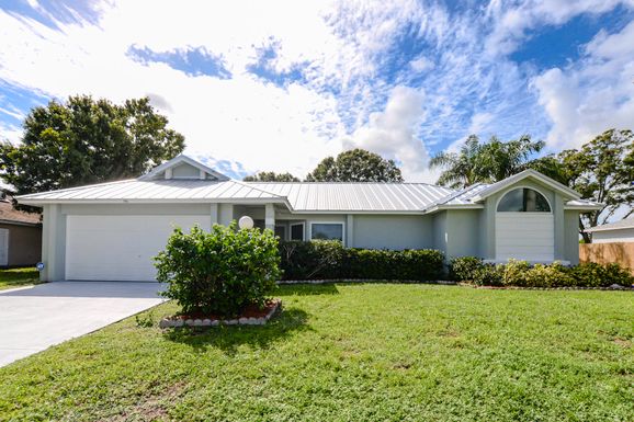 156 Glenwood, Port Saint Lucie, FL 34984