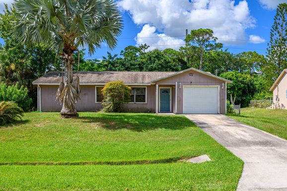 243 Delaware, Sebastian, FL 32958