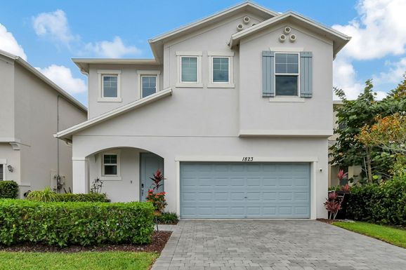 1823 Lake Cove, Lake Worth, FL 33460