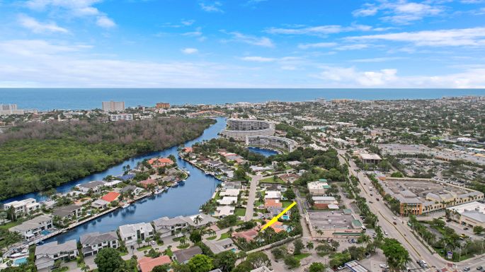 21 11th, Deerfield Beach, FL 33441