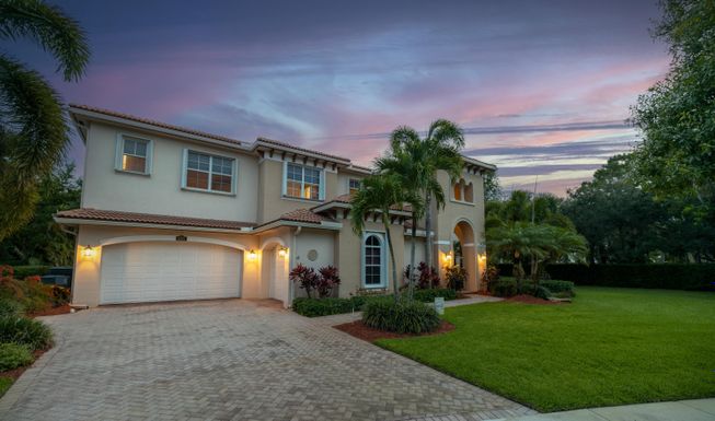 8107 Woods Landing, West Palm Beach, FL 33411