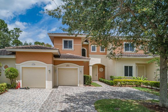 2563 Stockbridge, Vero Beach, FL 32962