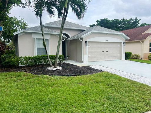 201 Trails End, Greenacres, FL 33413