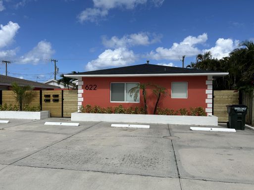 622 M, Lake Worth Beach, FL 33460