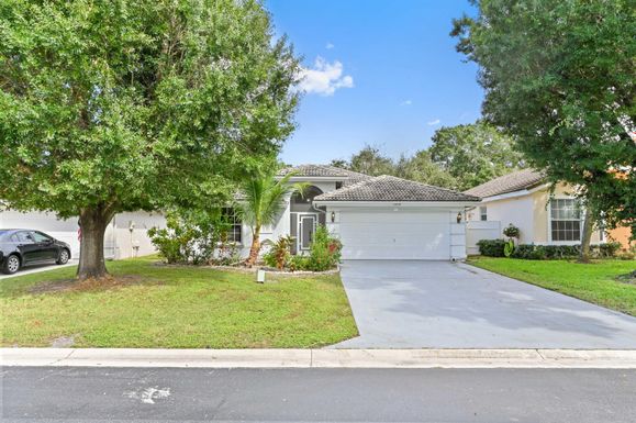 12059 Sunset Point, Wellington, FL 33414