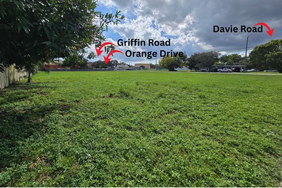 63 Sw, Davie, FL 33314