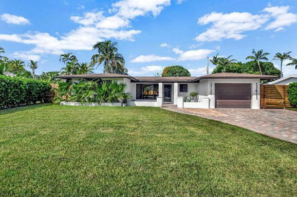 2725 2nd, Boca Raton, FL 33431