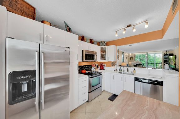 6795 Huntington, Delray Beach, FL 33446