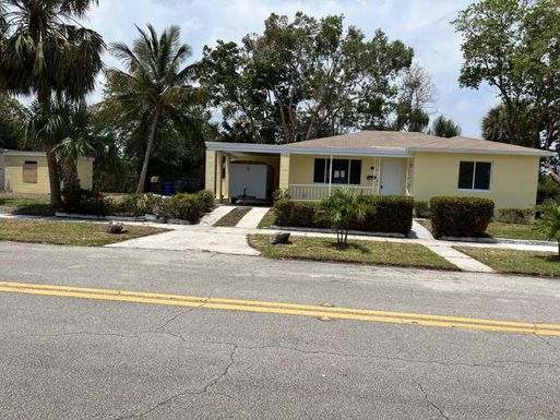 205 Date Palm, Lake Park, FL 33403