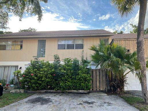 831 81, Plantation, FL 33324