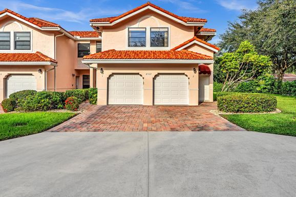 8742 Via Reale, Boca Raton, FL 33496