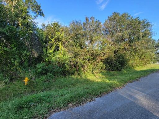 3819 16th, Okeechobee, FL 34972