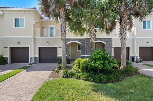 6279 Portofino, Hobe Sound, FL 33455