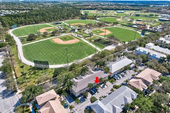 4166 Stadium, Jupiter, FL 33458