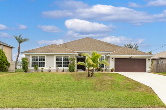 2545 Halissee, Port Saint Lucie, FL 34953