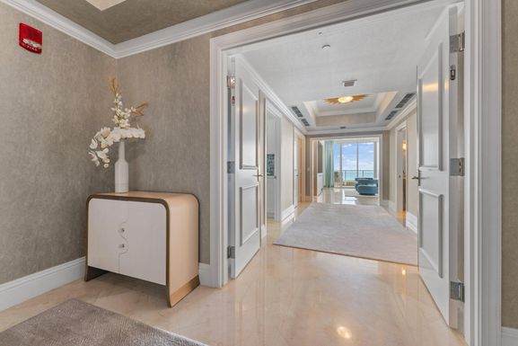 5050 Ocean, Singer Island, FL 33404