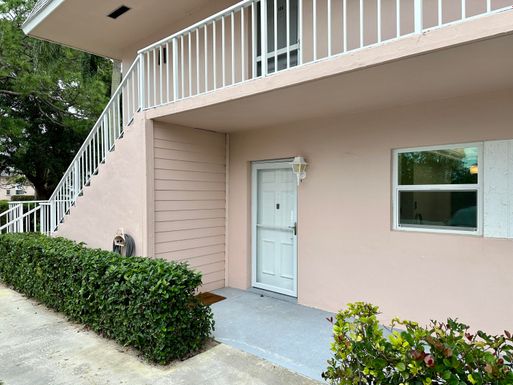 18081 Country Club, Jupiter, FL 33469