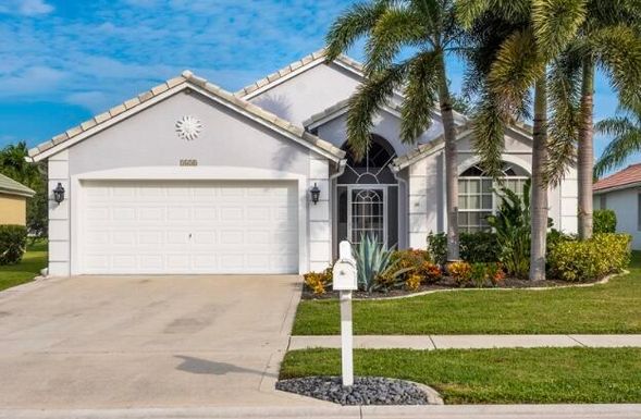 1638 Oak Berry, Wellington, FL 33414