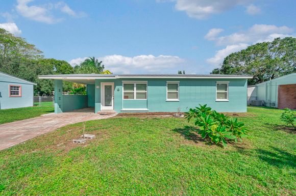 708 El Rancho, Fort Pierce, FL 34982