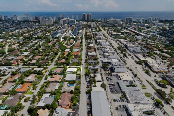 2667 32, Fort Lauderdale, FL 33306