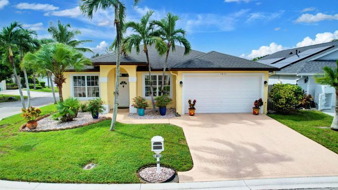 1611 Doral, Greenacres, FL 33413