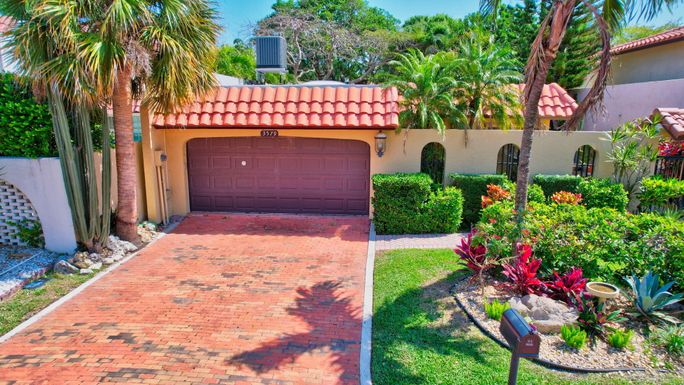 3579 Commodore, Delray Beach, FL 33483