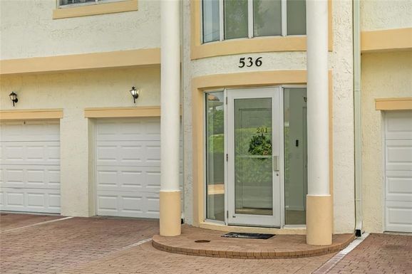 536 7th, Vero Beach, FL 32962