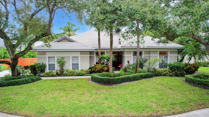 2773 Hampton, Delray Beach, FL 33445