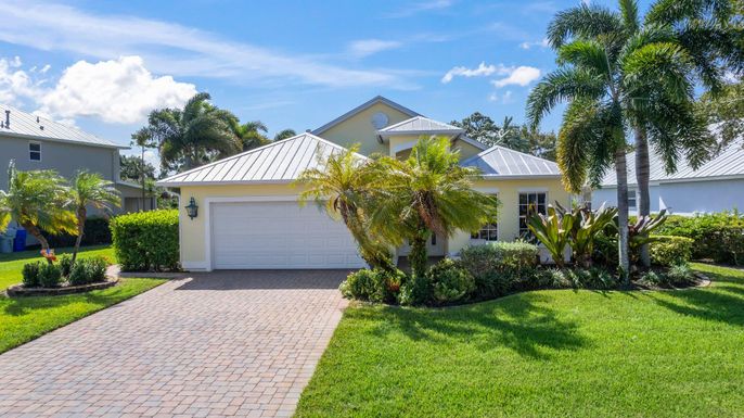 1105 4th, Vero Beach, FL 32962