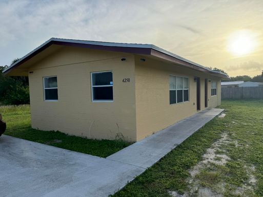 4250 25th, Vero Beach, FL 32967