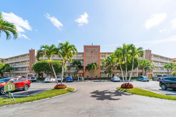 4037 Newcastle B, Boca Raton, FL 33434