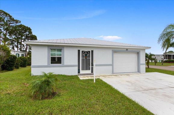 20 Flores Del Norte, Fort Pierce, FL 34951