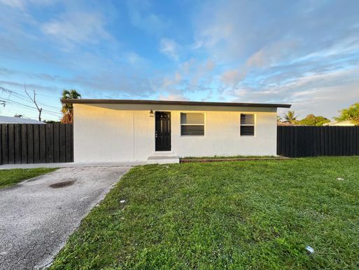 4419 Forest, West Palm Beach, FL 33406