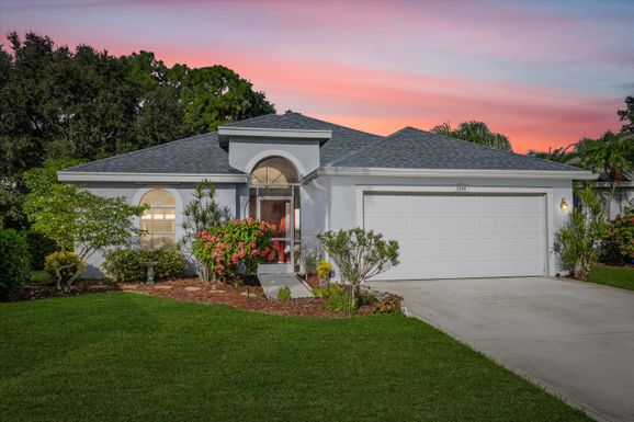 1544 Lake Breeze, Wellington, FL 33414