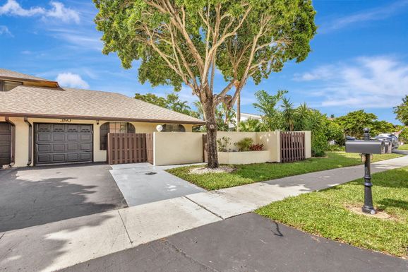 380 27th, Delray Beach, FL 33445