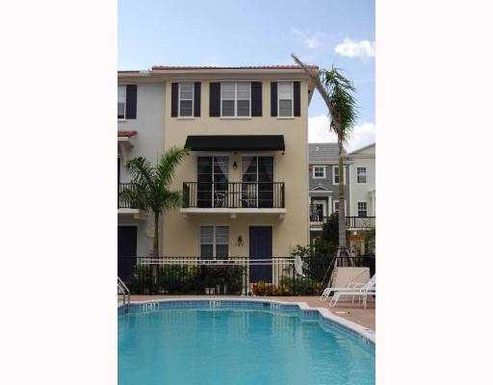 151 Greenwich, Jupiter, FL 33458