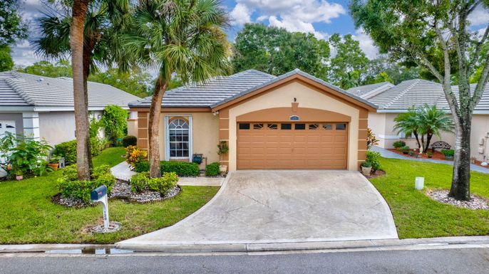 129 Harbor Lake, Greenacres, FL 33413