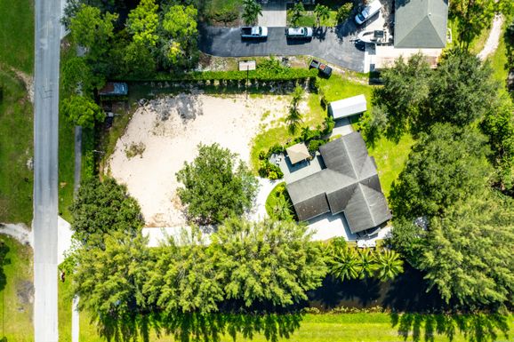 4181 Coconut, The Acreage, FL 33411