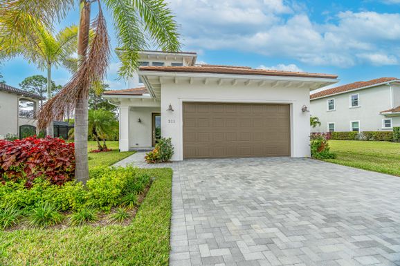 211 Via Bisento, Port Saint Lucie, FL 34952