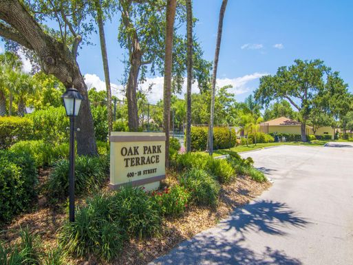 400 18th, Vero Beach, FL 32960