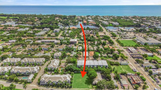 905 6th, Delray Beach, FL 33483