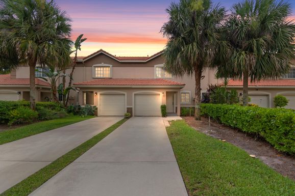 6728 Old Farm, Boynton Beach, FL 33437