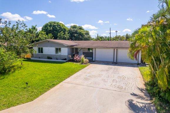 430 6th, Boynton Beach, FL 33435