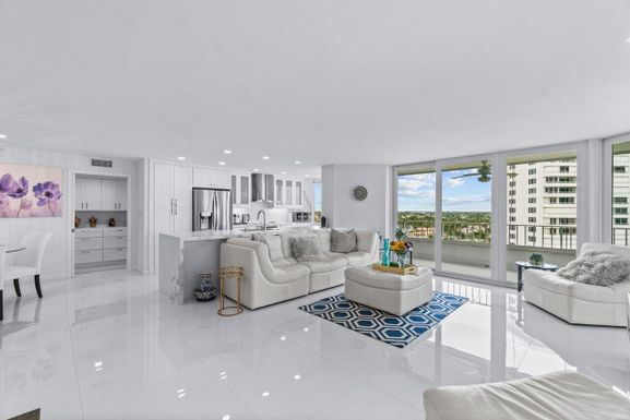 550 Ocean, Boca Raton, FL 33432