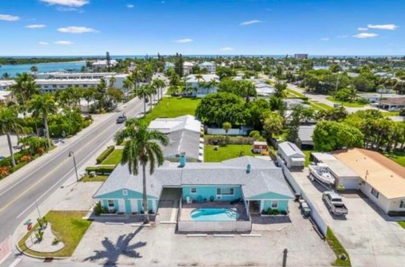 1205 Seaway, Fort Pierce, FL 34949