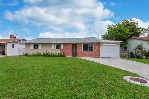 4317 Applecrest, Palm Beach Gardens, FL 33410