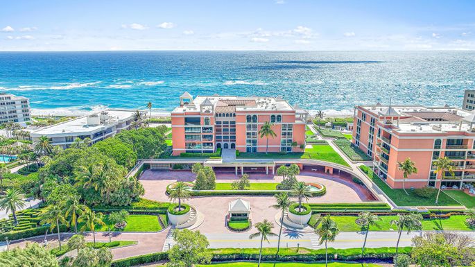 2 Breakers, Palm Beach, FL 33480