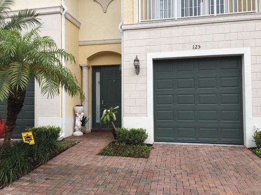 125 Bella Vita, Royal Palm Beach, FL 33411