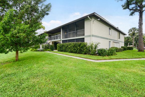 6485 Chasewood, Jupiter, FL 33458