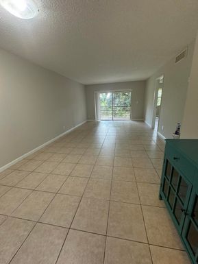 120 Sparrow, Royal Palm Beach, FL 33411